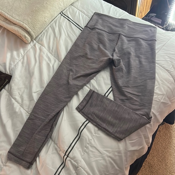 FINAL SALE Lululemon Wunder Under High-Rise - Picture 4 of 8